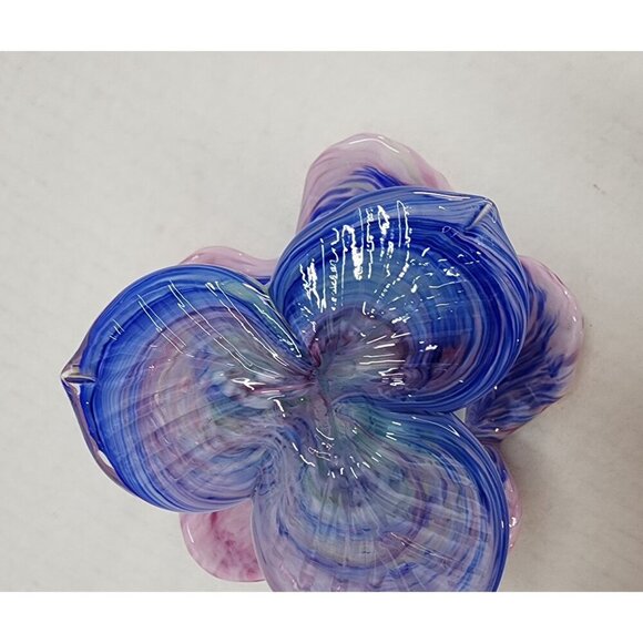 Handblown Glass Small Flower Vase With Multicolor Swirls & Petal-Shaped Rim - Picture 8 of 13